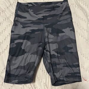 Aerie Black and Gray Camo Bike Shorts